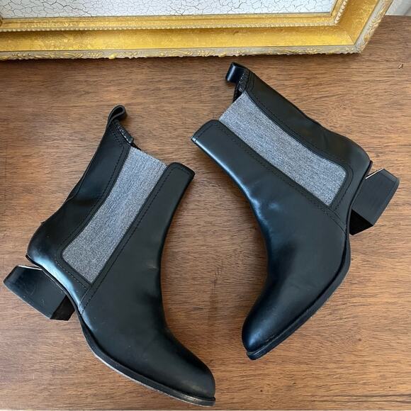 Alexander Wang Anouck Chelsea Bootie Black Leather Gray Stitch Size 35.5/ US 5.5 - Picture 14 of 16